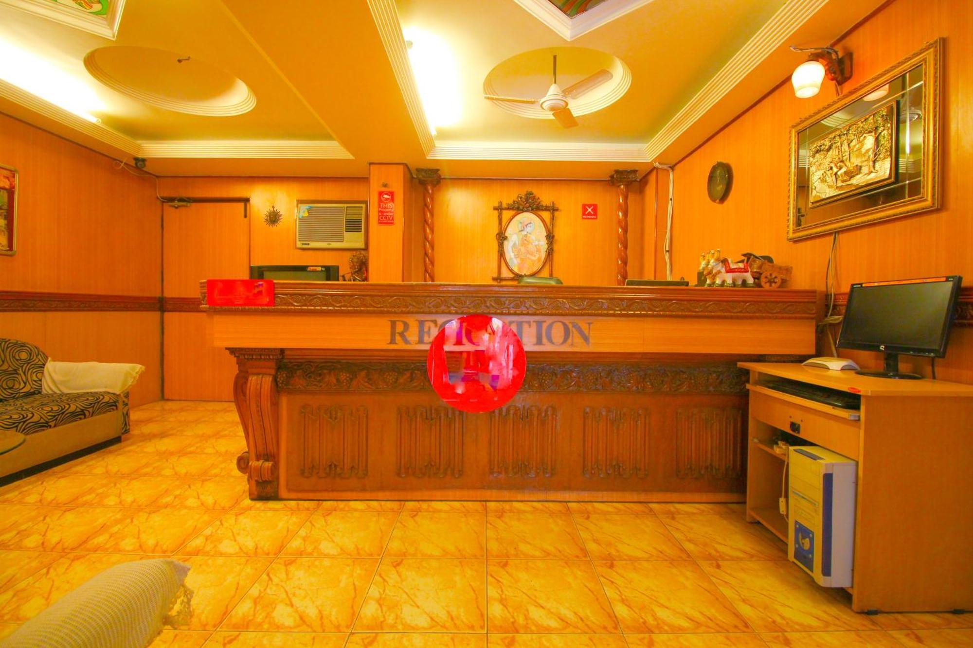Hotel Upasana Rajkot Eksteriør bilde